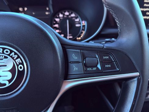 Used 2018 Alfa Romeo Stelvio AWD w/ Convenience Package image 19