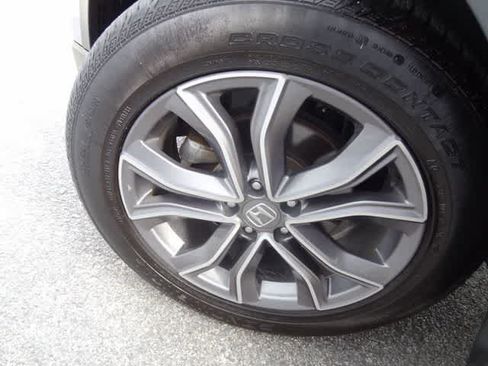 Used 2020 Honda CR-V Touring image 37