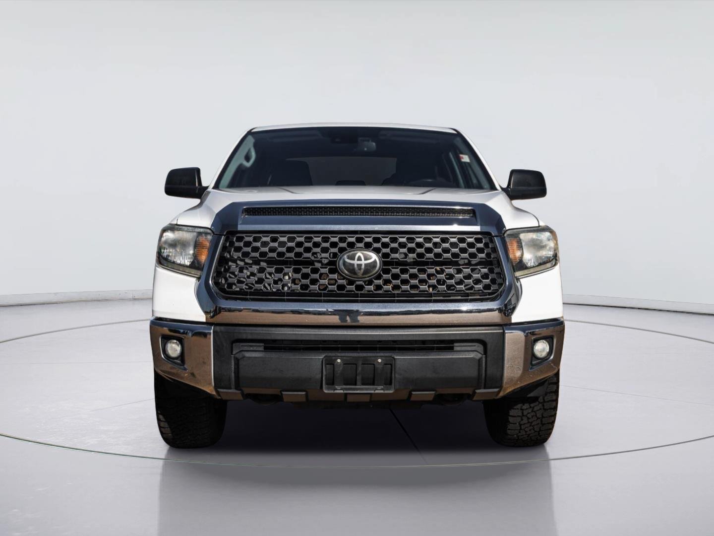 Used 2020 Toyota Tundra SR5 w/ SR5 Upgrade Package AWD/4WD image 5
