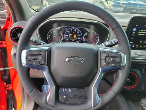Used 2025 Chevrolet Blazer RS FWD image 24