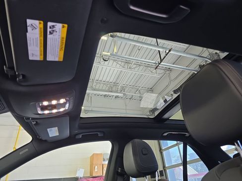 Used 2024 Mercedes-Benz GLE 53 AMG 4MATIC image 34