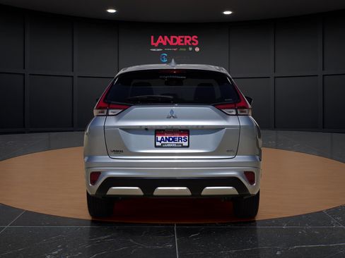 Used 2025 Mitsubishi Eclipse Cross SEL AWD/4WD image 3