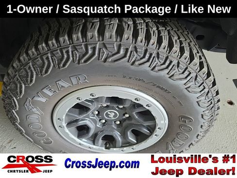 Used 2024 Ford Bronco Big Bend w/ Sasquatch Package AWD/4WD image 6