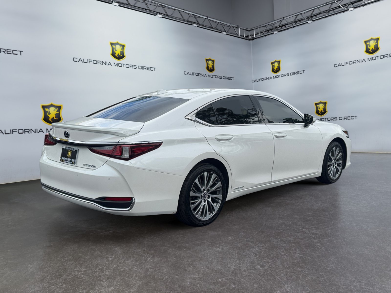 Used 2021 Lexus ES 300h w/ Premium Package FWD image 5