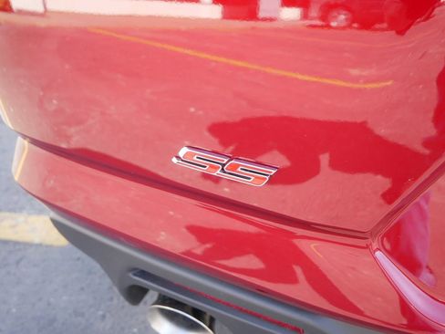 Used 2022 Chevrolet Camaro SS RWD image 14