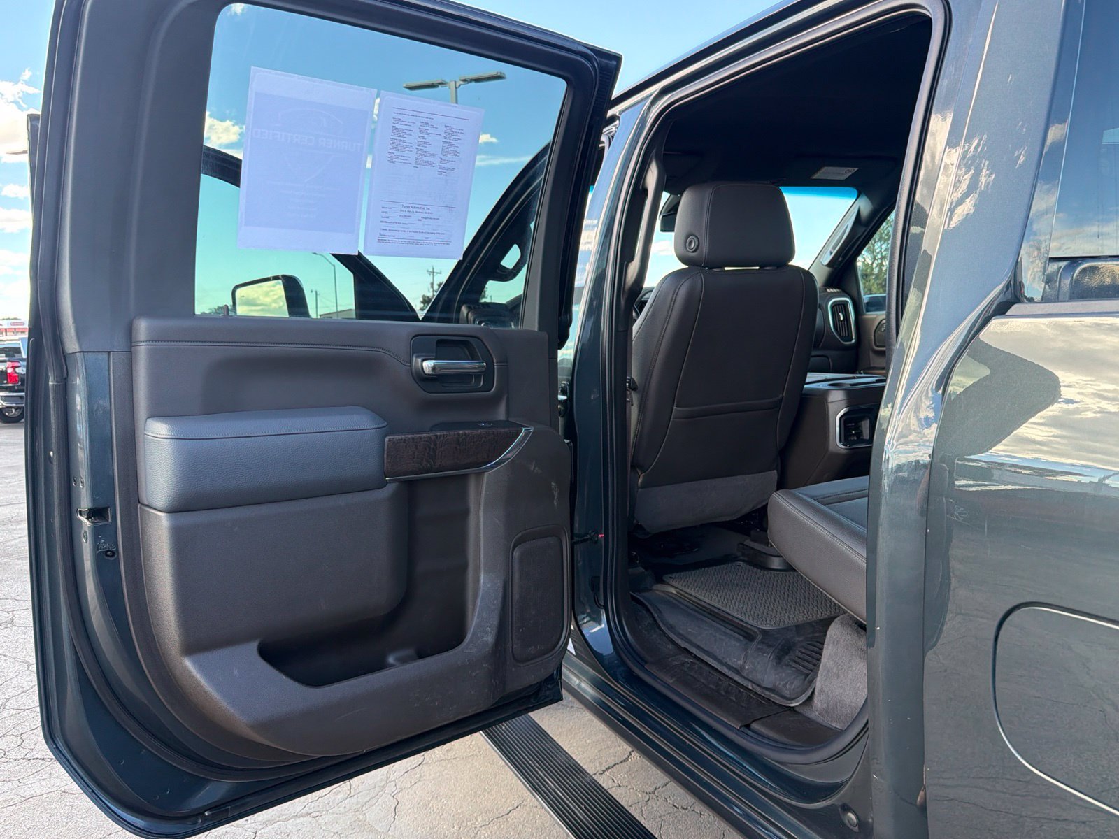 Used 2022 GMC Sierra 3500 Denali AWD/4WD image 26