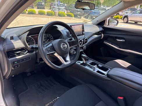 Used 2023 Nissan Sentra SV w/ All-Weather Package FWD image 11