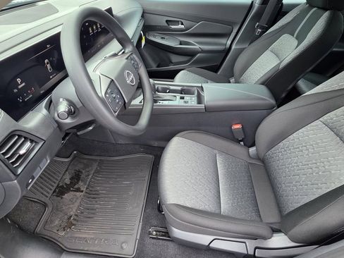 New 2026 Nissan Sentra SV FWD image 7