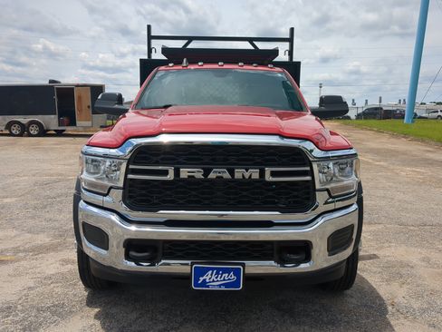 Used 2022 RAM 5500 Tradesman w/ Chrome Appearance Group RWD image 7