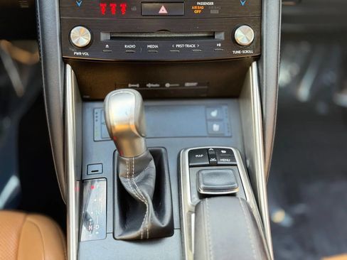 Used 2017 Lexus IS 300 AWD w/ Navigation System Package image 19