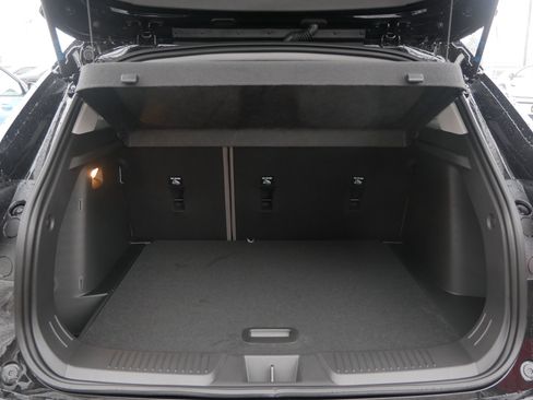 New 2026 Chevrolet Trax ACTIV w/ Sunroof Package FWD image 6