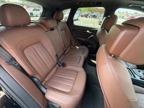 Used 2020 Audi Q5 2.0T Premium Plus w/ Premium Plus Package AWD/4WD image 31
