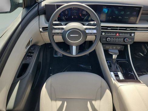 New 2026 Hyundai Tucson SE image 15