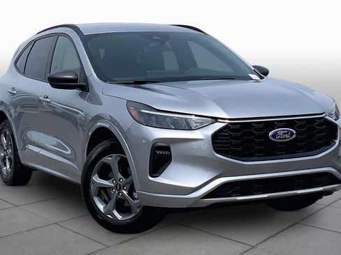 Certified 2024 Ford Escape ST-Line w/ Tech Pack #1 FWD image 3