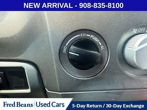 Used 2010 Toyota Tundra 4x4 Double Cab image 13