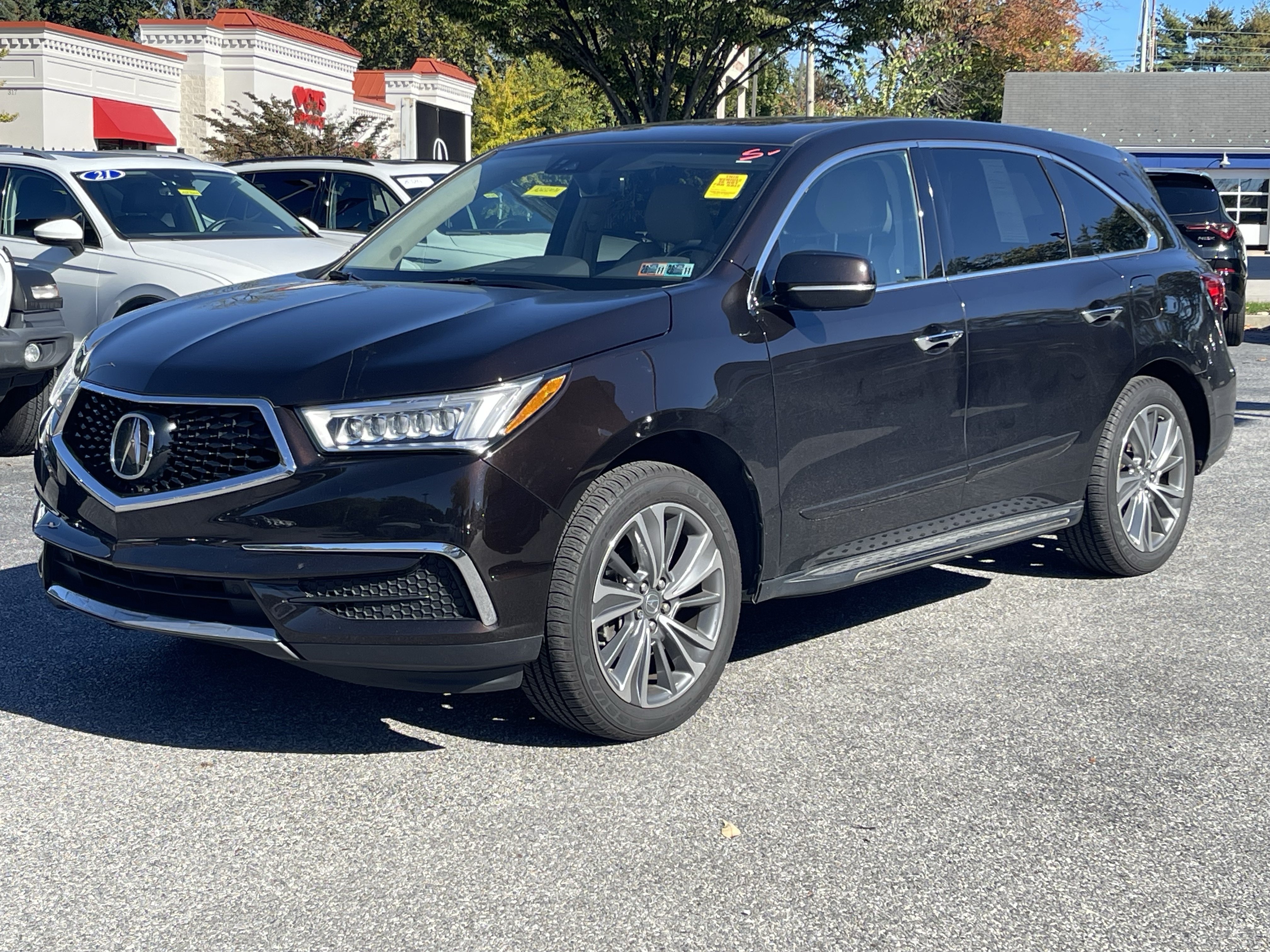 Used 2017 Acura MDX w/ Technology Package AWD/4WD image 2
