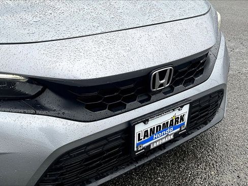 Used 2023 Honda Civic Sport image 28