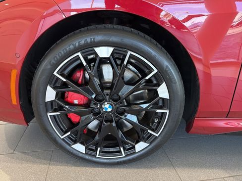 Used 2025 BMW M235i xDrive w/ Premium Package image 5