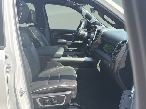 New 2026 RAM 1500 Laramie AWD/4WD image 23