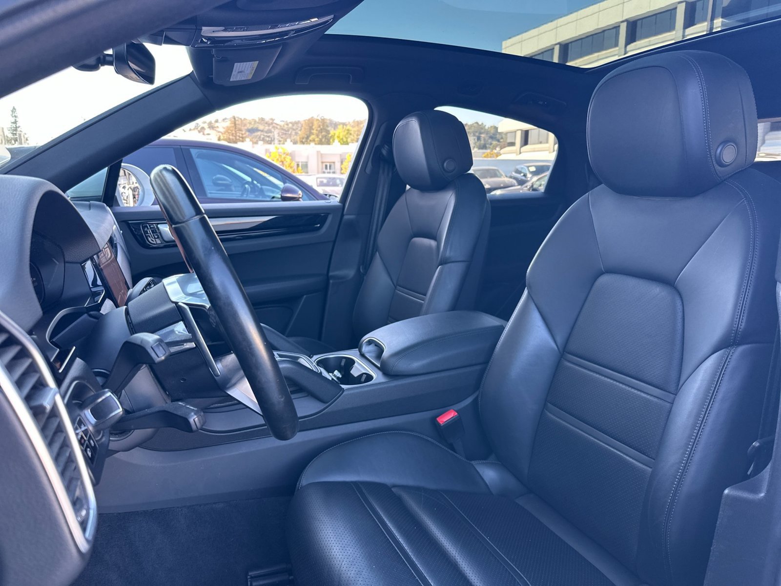 Certified 2021 Porsche Cayenne Coupe AWD/4WD image 6