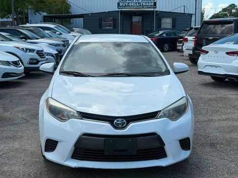 Used 2015 Toyota Corolla LE FWD image 5
