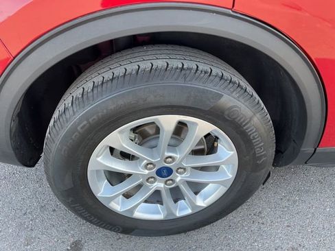 Used 2022 Ford Escape SE image 16