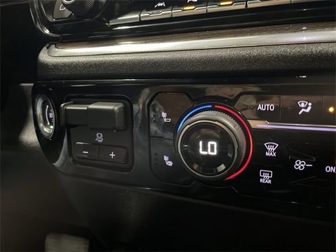 Certified 2025 Chevrolet Silverado 1500 RST w/ Convenience Package II image 29