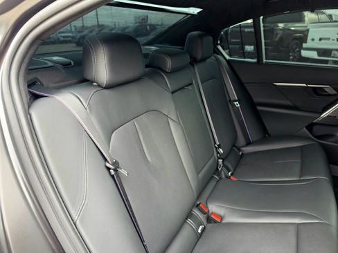 Used 2026 BMW M5 w/ Carbon Package AWD/4WD image 16