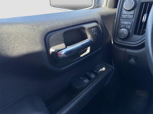 Used 2020 Chevrolet Silverado 1500 Custom Trail Boss w/ Custom Convenience Package image 12