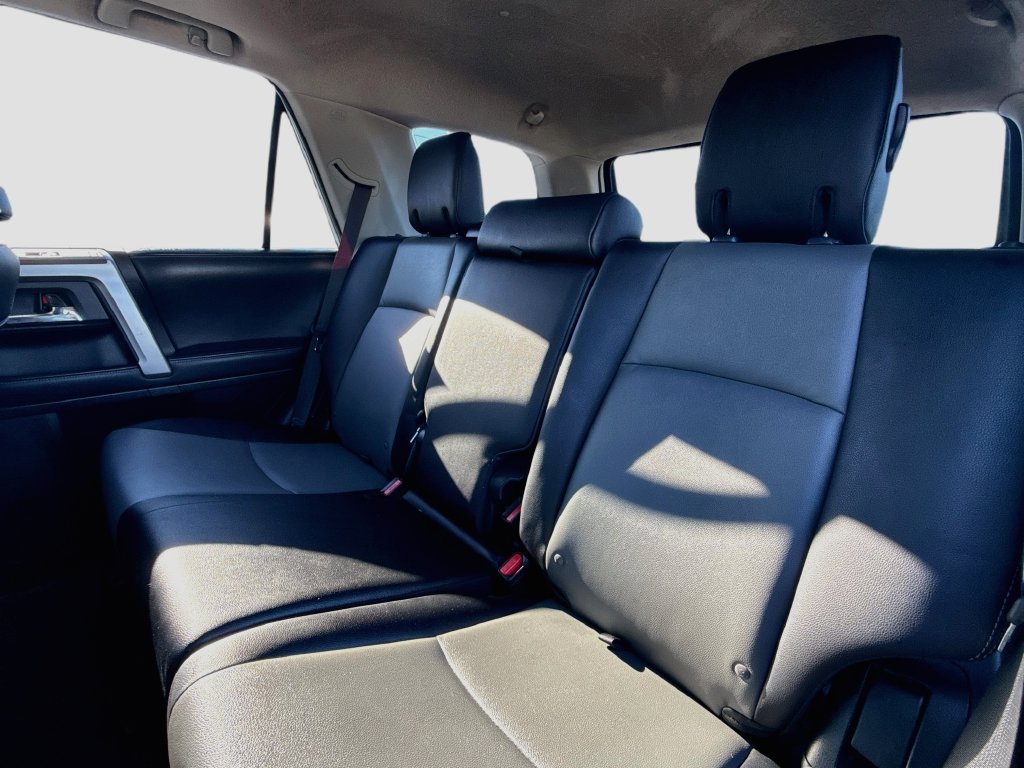 Used 2021 Toyota 4Runner SR5 Premium w/ Moonroof Package AWD/4WD image 24