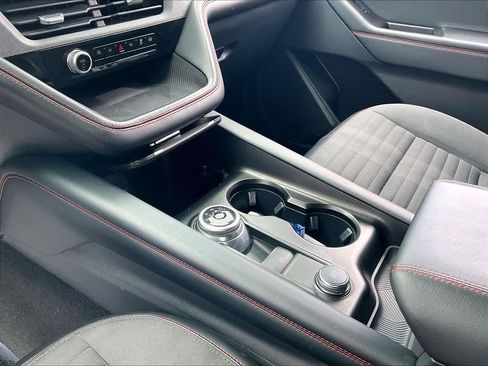 Used 2025 Ford Explorer ST-Line image 20