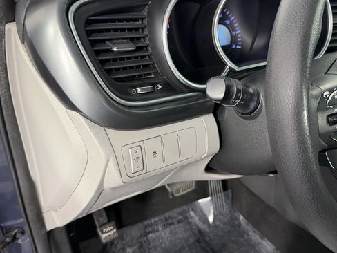 Used 2015 Kia Optima LX FWD image 32