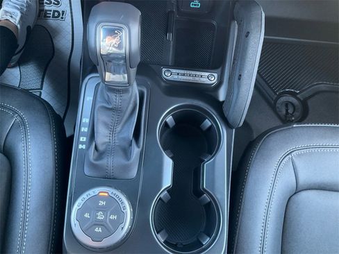 New 2025 Ford Bronco Big Bend w/ Black Diamond Package image 27