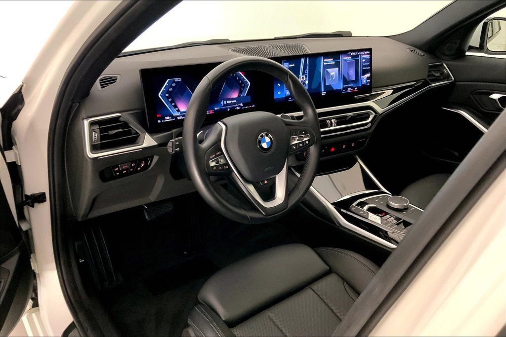 Used 2023 BMW 330i xDrive Sedan w/ Convenience Package AWD/4WD image 21