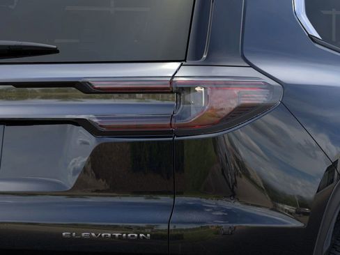 New 2026 GMC Acadia Elevation w/ Elevation Premium Package AWD/4WD image 12