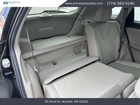 Used 2013 Toyota Venza LE image 16