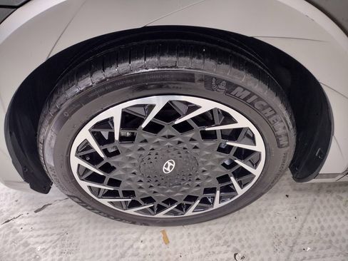 Used 2023 Hyundai Ioniq 5 Limited w/ Cargo Package image 6