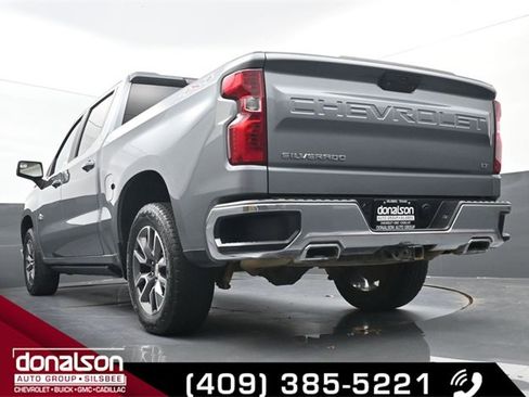 Used 2020 Chevrolet Silverado 1500 LT w/ Texas Edition image 17