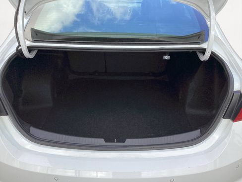 Used 2024 Chevrolet Malibu LT image 16