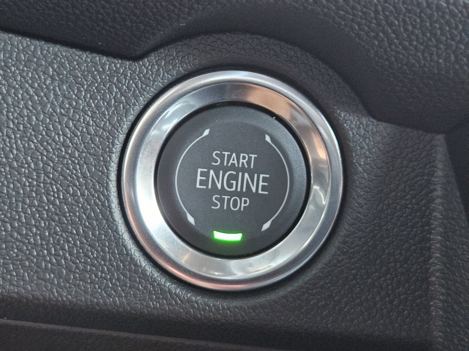 New 2027 Chevrolet Traverse LT w/ Midnight/Sport Edition FWD image 21