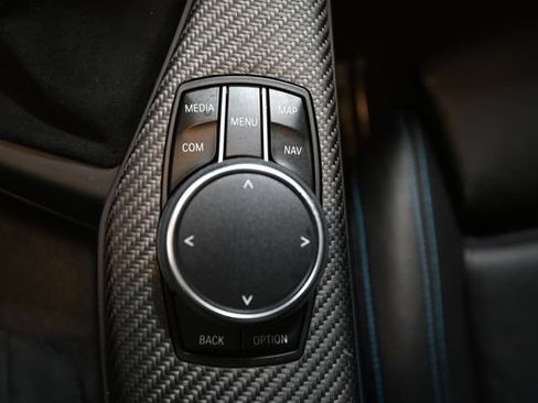 Used 2018 BMW M2 RWD image 27
