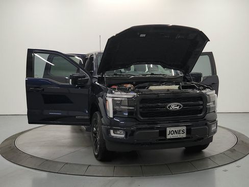 Used 2024 Ford F150 Lariat AWD/4WD image 11