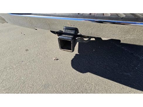 Used 2015 GMC Sierra 1500 SLT w/ SLT Crew Cab Value Package image 36