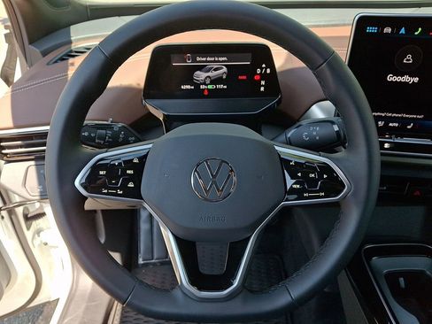 Certified 2025 Volkswagen ID.4 Pro AWD/4WD image 21