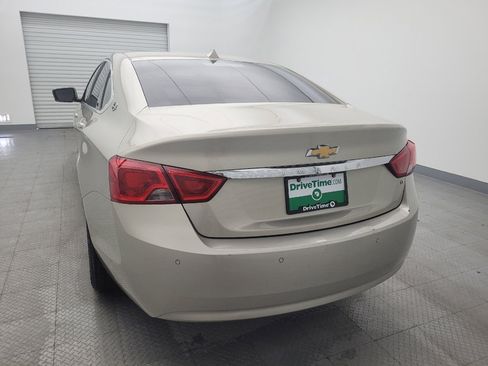 Used 2014 Chevrolet Impala LT w/ Convenience Package image 6