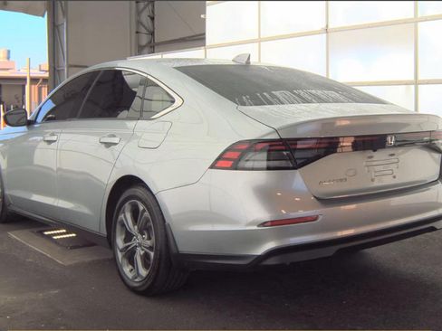 Used 2024 Honda Accord EX image 7