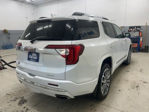 Used 2023 GMC Acadia Denali w/ Denali Ultimate Package image 4