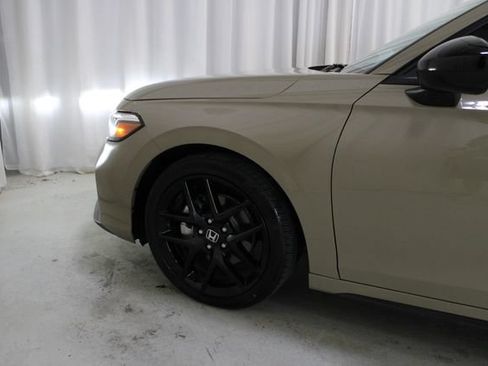Used 2025 Honda Civic Sport image 33