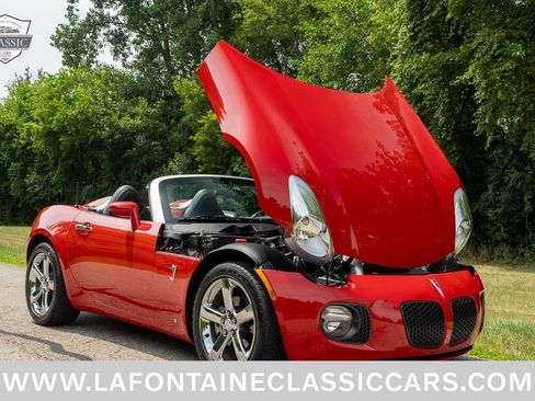 Used 2007 Pontiac Solstice GXP w/ Premium Package RWD image 44