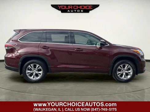 Used 2015 Toyota Highlander Plus AWD/4WD image 7